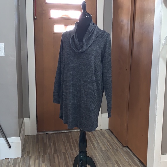 TORRID super soft plush cowlneck tunic sweatshirt - Picture 6 of 8